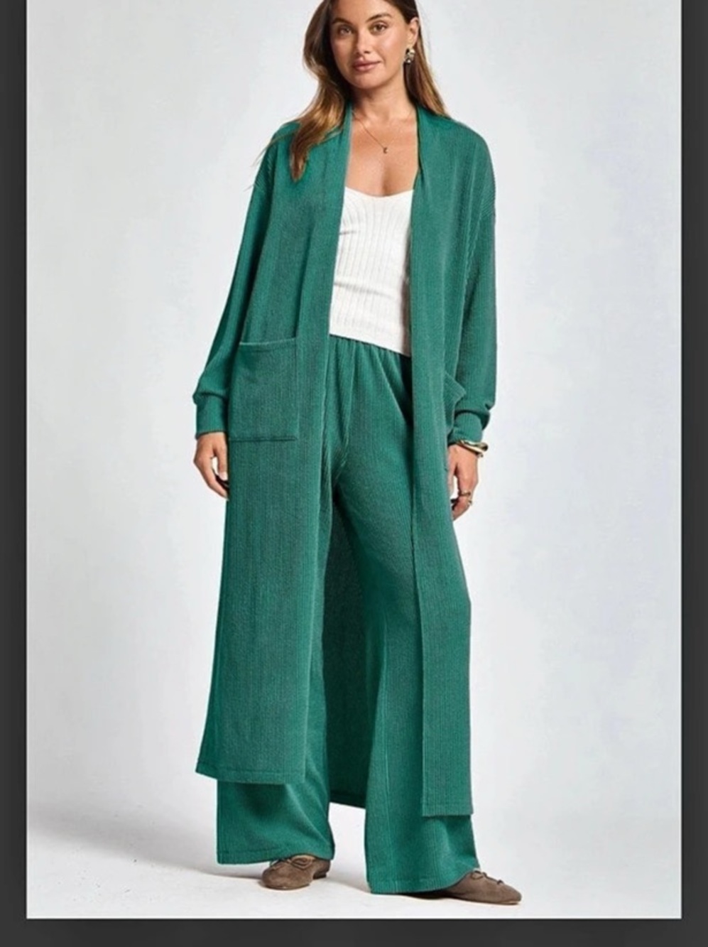 Dear Scarlett Striped Wide-Leg 2pcs pants set in Green & White 
Various size